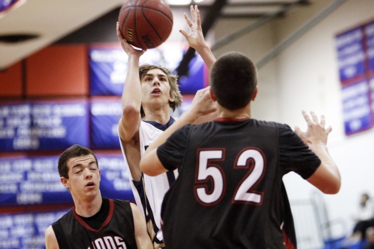 Boys B-ball: DV vs Red Mt.